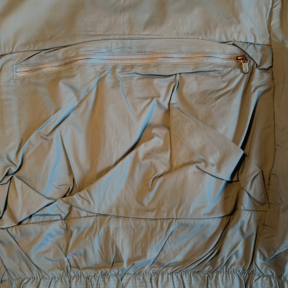 Nike Oversized Repel Packable Lightweight Running Jacket NWT Size Medium - Picture 7 of 9